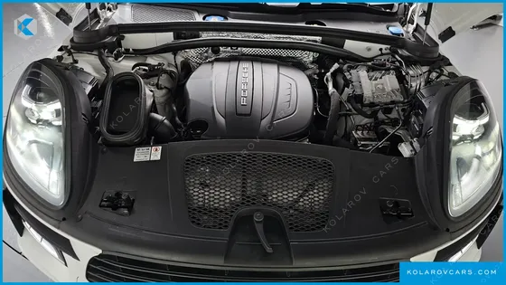 PORSCHE MACAN 2.0