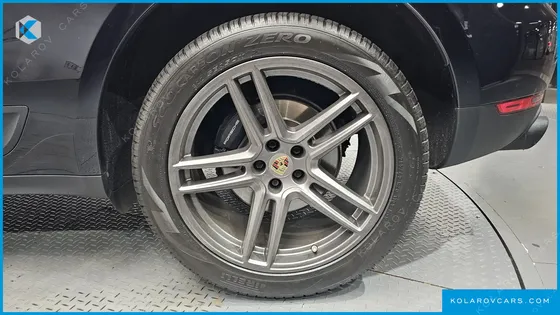 PORSCHE MACAN 2.0