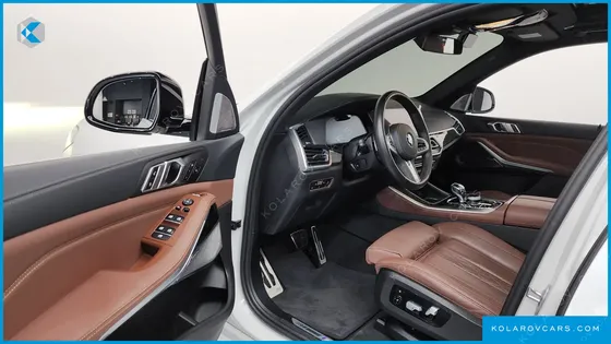 BMW X5 M50I