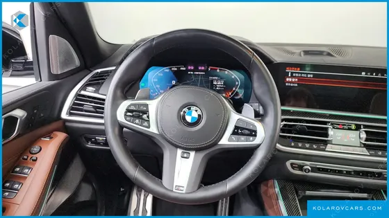 BMW X5 M50I