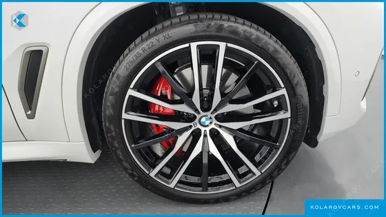 BMW X5 M50I