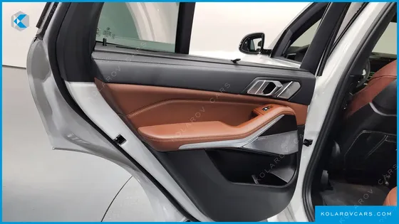 BMW X5 M50I