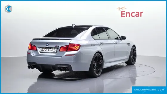 BMW M5 M5 SEDAN
