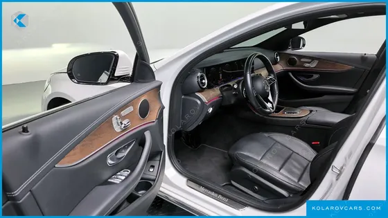 MERCEDES E-CLASS E220D 4MATIC EXCLUSIVE