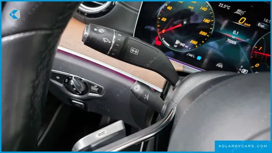 MERCEDES E-CLASS E220D 4MATIC EXCLUSIVE