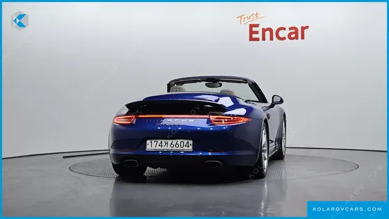 PORSCHE 911 CARRERA 4 CABRIOLET