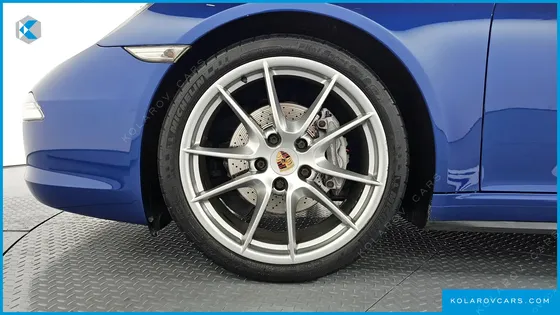 PORSCHE 911 CARRERA 4 CABRIOLET