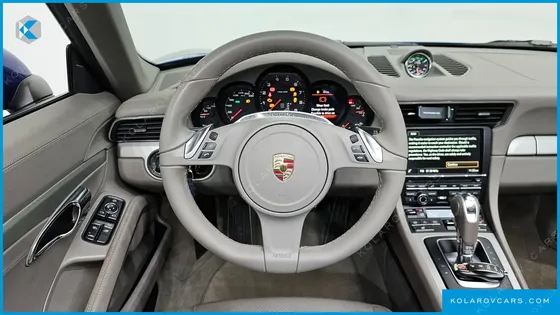 PORSCHE 911 CARRERA 4 CABRIOLET