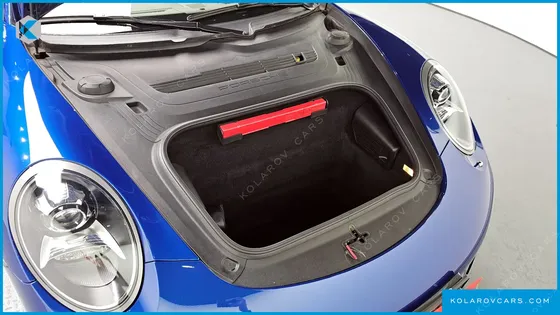 PORSCHE 911 CARRERA 4 CABRIOLET
