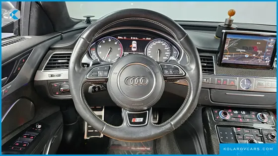AUDI S8 4.0 TFSI QUATTRO