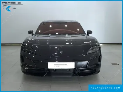 PORSCHE TAYCAN TURBO S