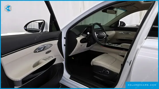 GENESIS GV70 2.5T GASOLINE 2WD