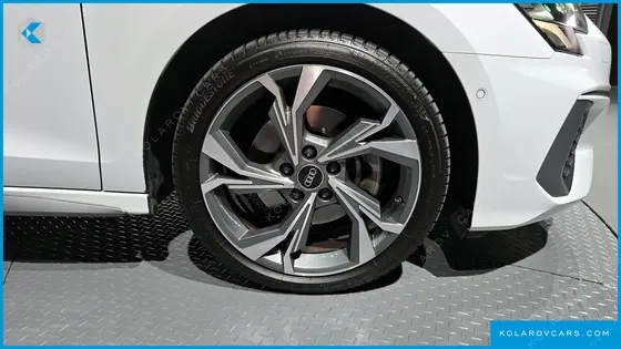 AUDI A3 40 TFSI PREMIUM