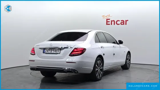 MERCEDES E-CLASS E300E 4MATIC EXCLUSIVE