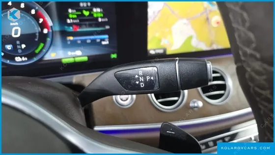 MERCEDES E-CLASS E300E 4MATIC EXCLUSIVE