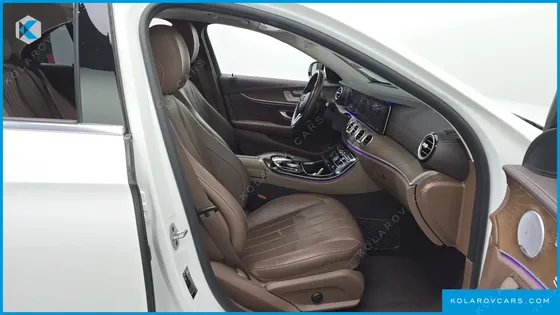 MERCEDES E-CLASS E300E 4MATIC EXCLUSIVE