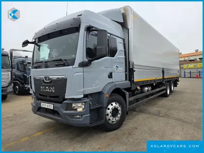 MAN TRUCK CARGO TRUCK 6X2