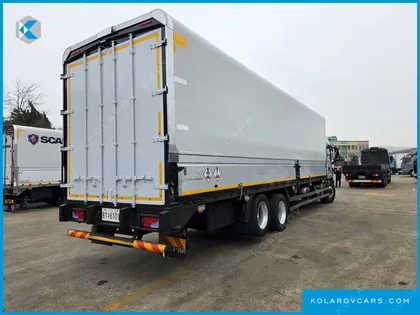 MAN TRUCK CARGO TRUCK 6X2