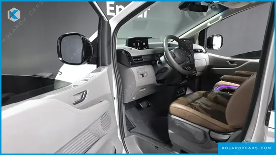 HYUNDAI STARIA 2WD CAMPING CAR