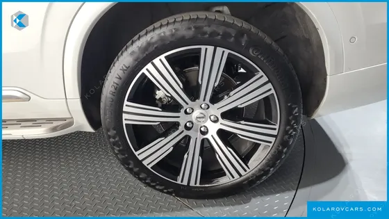 VOLVO XC90 B6 INSCRIPTION