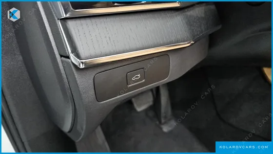 VOLVO XC90 B6 ULTIMATE BRIGHT