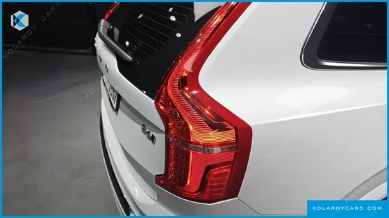 VOLVO XC90 B6 ULTIMATE BRIGHT