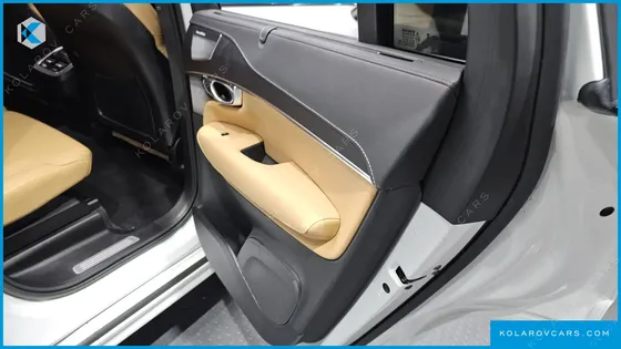 VOLVO XC90 B6 ULTIMATE BRIGHT