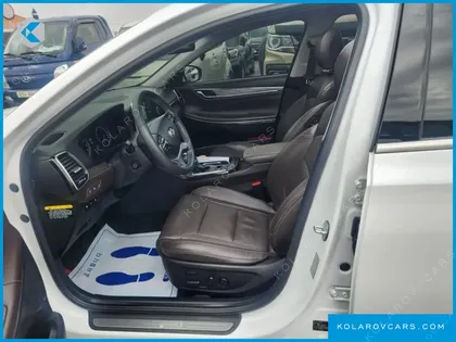 HYUNDAI GRANDEUR 3.0 LPI DSABLED PERSON