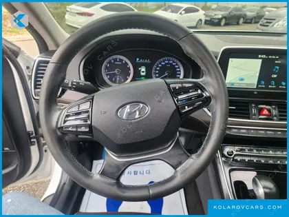 HYUNDAI GRANDEUR 3.0 LPI DSABLED PERSON