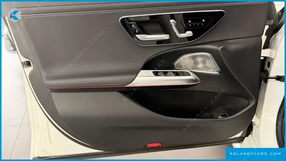 MERCEDES E-CLASS E300 4MATIC EXCLUSIVE