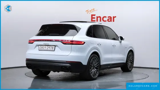PORSCHE CAYENNE 3.0 E-HYBRID