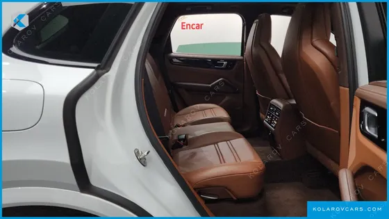 PORSCHE CAYENNE 3.0 E-HYBRID