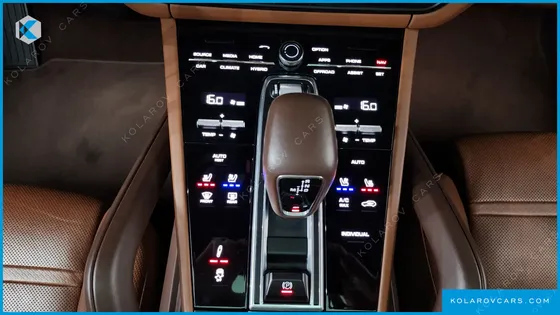 PORSCHE CAYENNE 3.0 E-HYBRID