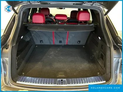 PORSCHE CAYENNE 3.0