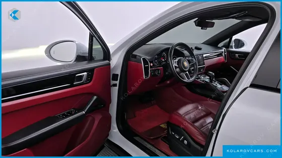 PORSCHE CAYENNE 3.0 COUPE
