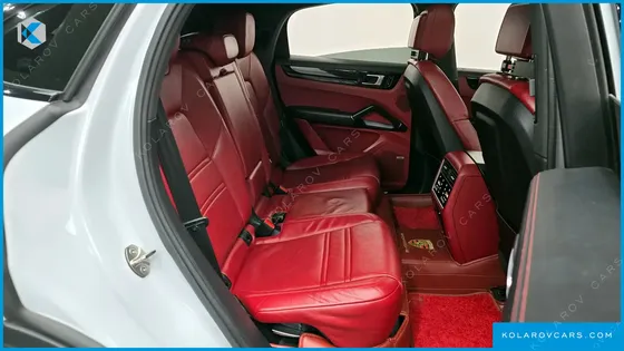 PORSCHE CAYENNE 3.0 COUPE