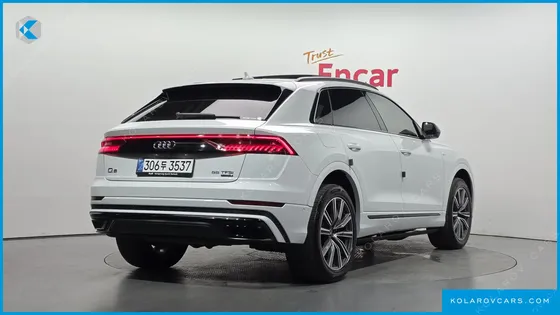 AUDI Q8 55 TFSI QUATTRO PREMIUM