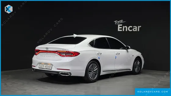 HYUNDAI GRANDEUR PREMIUM