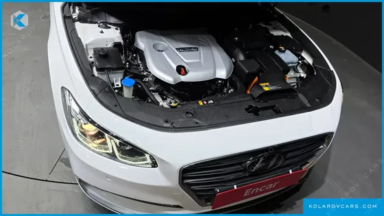 HYUNDAI GRANDEUR PREMIUM