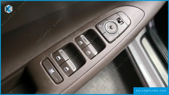 HYUNDAI GRANDEUR PREMIUM