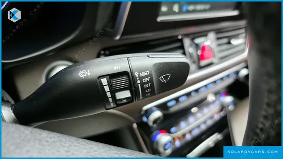HYUNDAI GRANDEUR PREMIUM