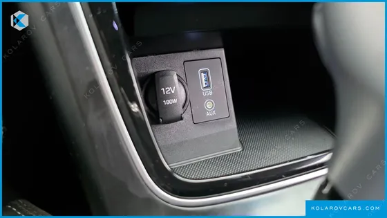 HYUNDAI GRANDEUR PREMIUM