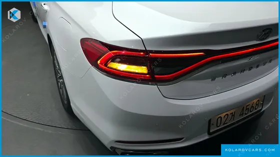 HYUNDAI GRANDEUR PREMIUM