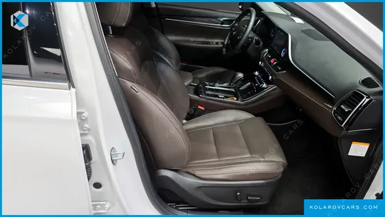 HYUNDAI GRANDEUR PREMIUM