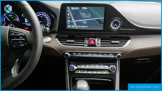 HYUNDAI GRANDEUR PREMIUM