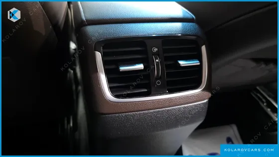 HYUNDAI GRANDEUR PREMIUM