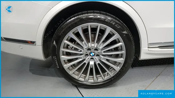 BMW X7 XDRIVE 40I DESIGN PURE EXCELLENCE 7-SEATER