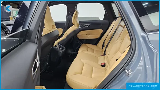VOLVO XC60 B6 INSCIRTION