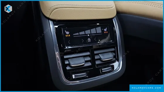 VOLVO XC60 B6 INSCIRTION