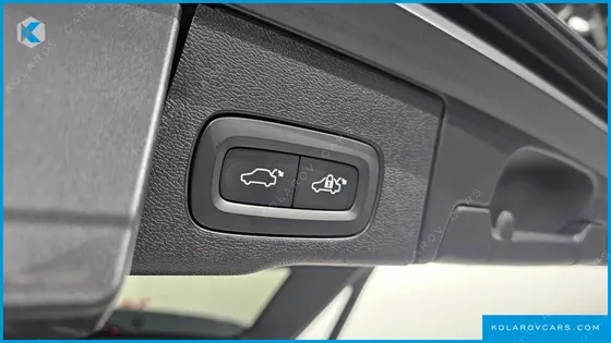 VOLVO XC60 B6 INSCIRTION